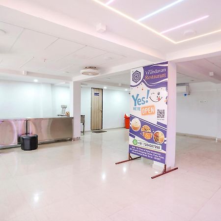 Fabhotel Vrundavan, Athwa Bhatha エクステリア 写真